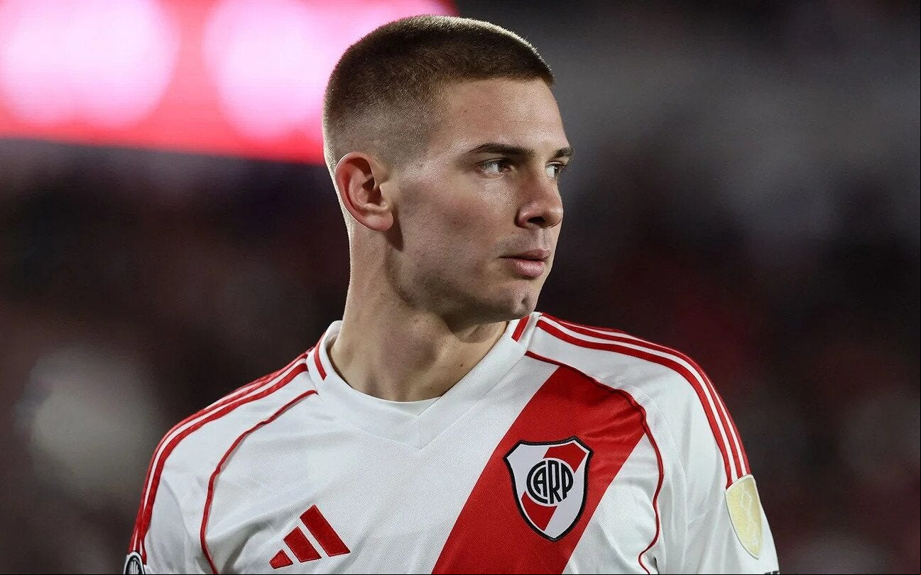 Mastantuono, do River Plate, foi anunciado pelo Real Madrid (Foto: Reprodução)