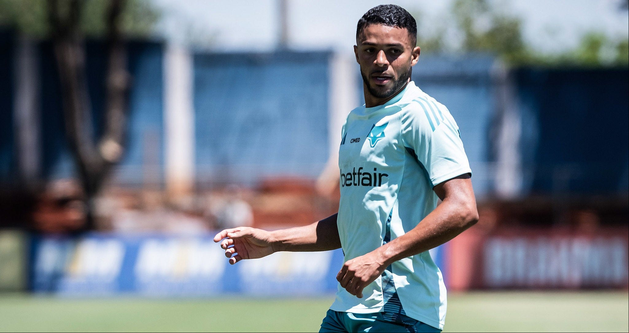 Atacante Wanderson marcou dois gols em jogo-treino na Toca
